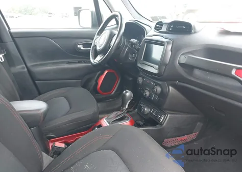 2018 Jeep Renegade Trailhawk 4X4 from USA, damaged, VIN ZACCJBCB8JPH29054